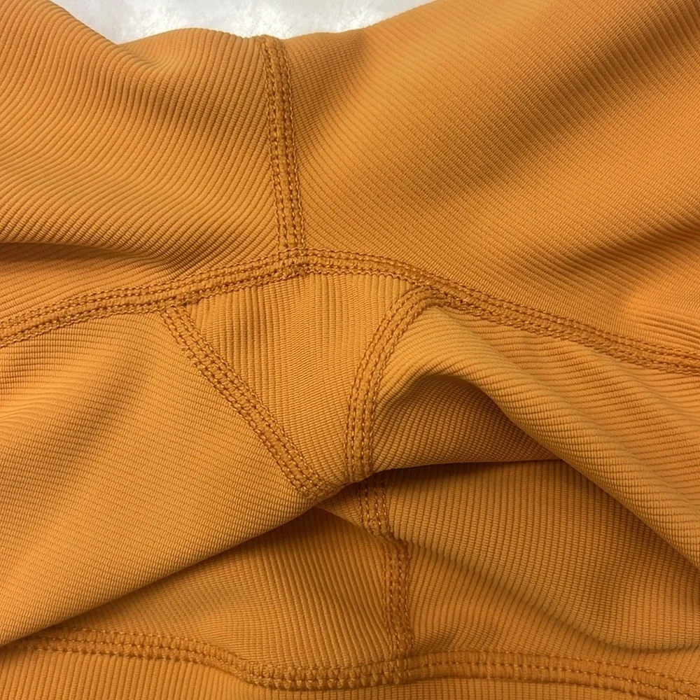 Wilo The Label Women's Swift Bike Shorts, Yellow Orange Marigold, Sz S - Picture 7 of 7